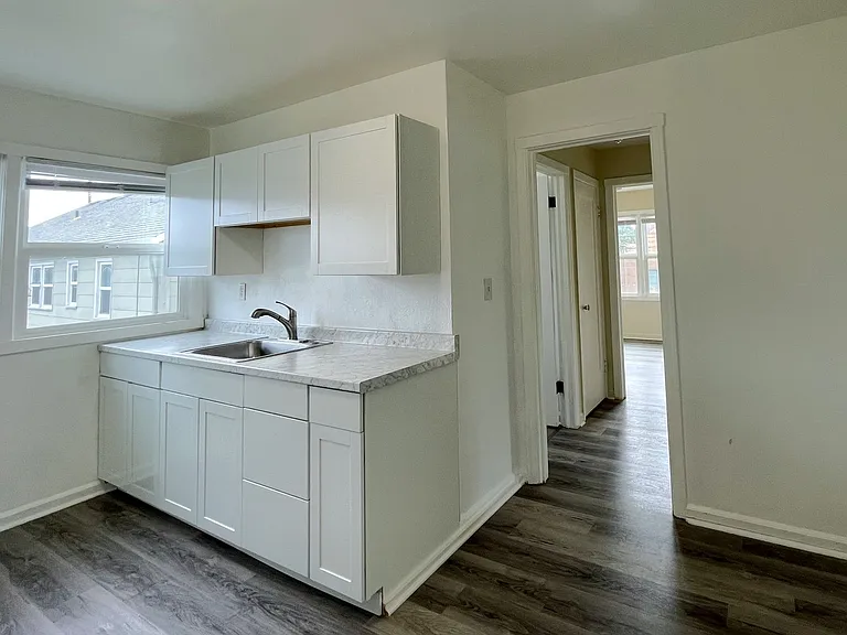 303 N Rosa Parks Way #C — Photo 6