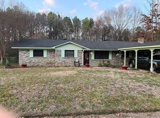 2364 Upper Dr, Pearl, MS 39208