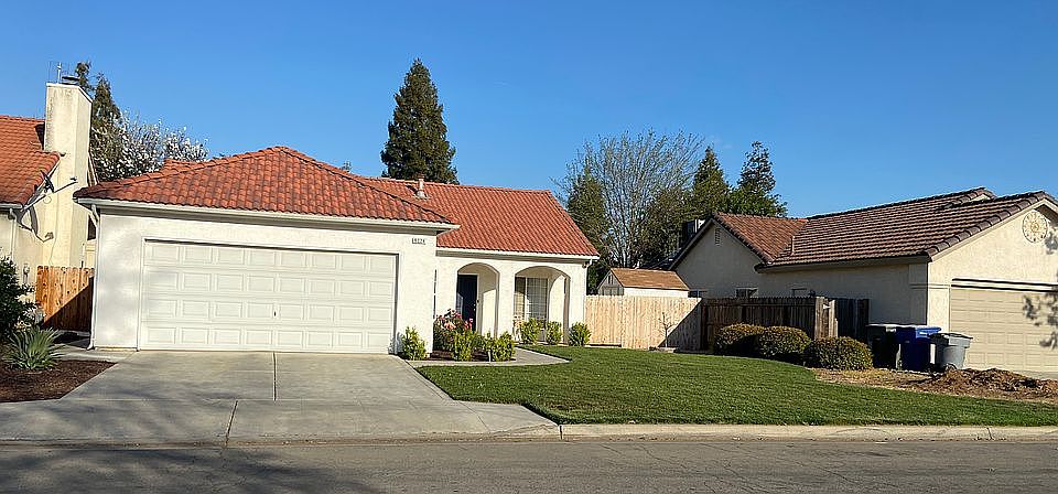 2nd image of 9224 N Price Ave