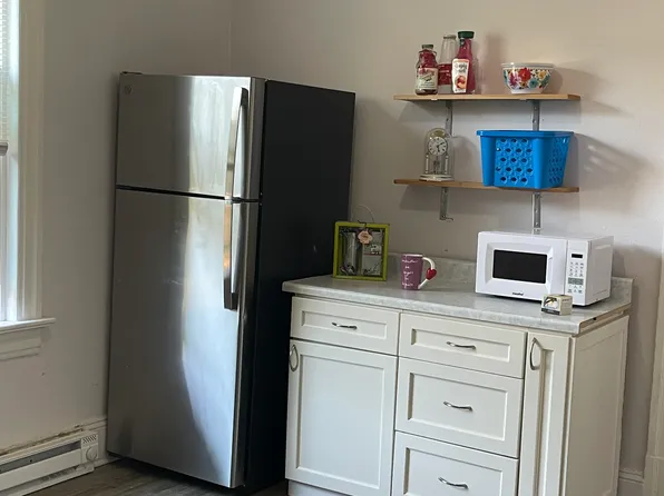 1912 E Yesler Way APT 4, Seattle, WA 98122