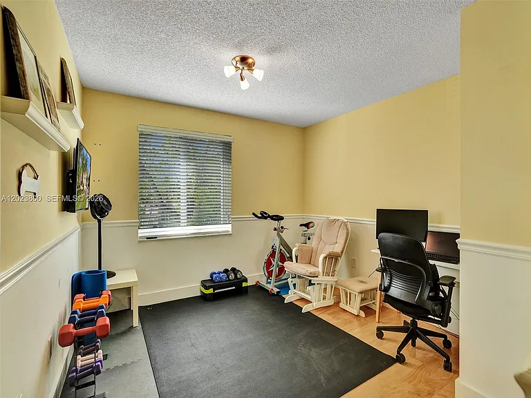 700 NW 158th Ln — Photo 34
