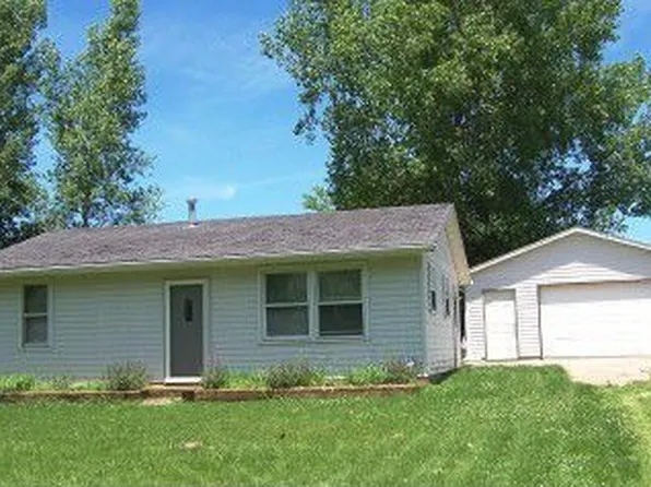 1071 Lakeview Rd S, Dahinda, IL 61428