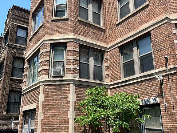 3rd image of 7657 S Coles Ave #3B