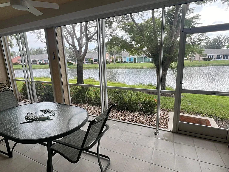 Spacious Lanai