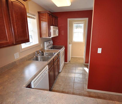 2nd image of 134 Cozy Ct APT 6