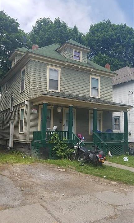 1st image of 224 Kenmore Ave
