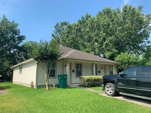402 Trichelle St #B — Photo 1