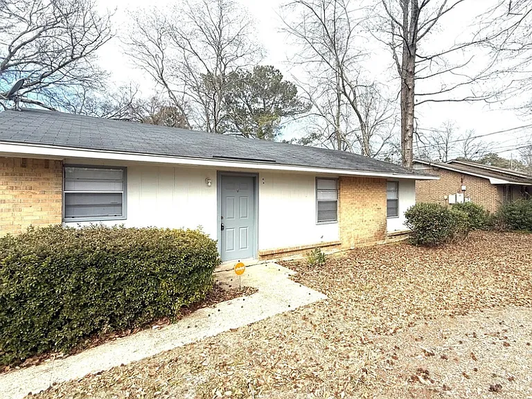 6265 Wares Ferry Rd — Photo 1