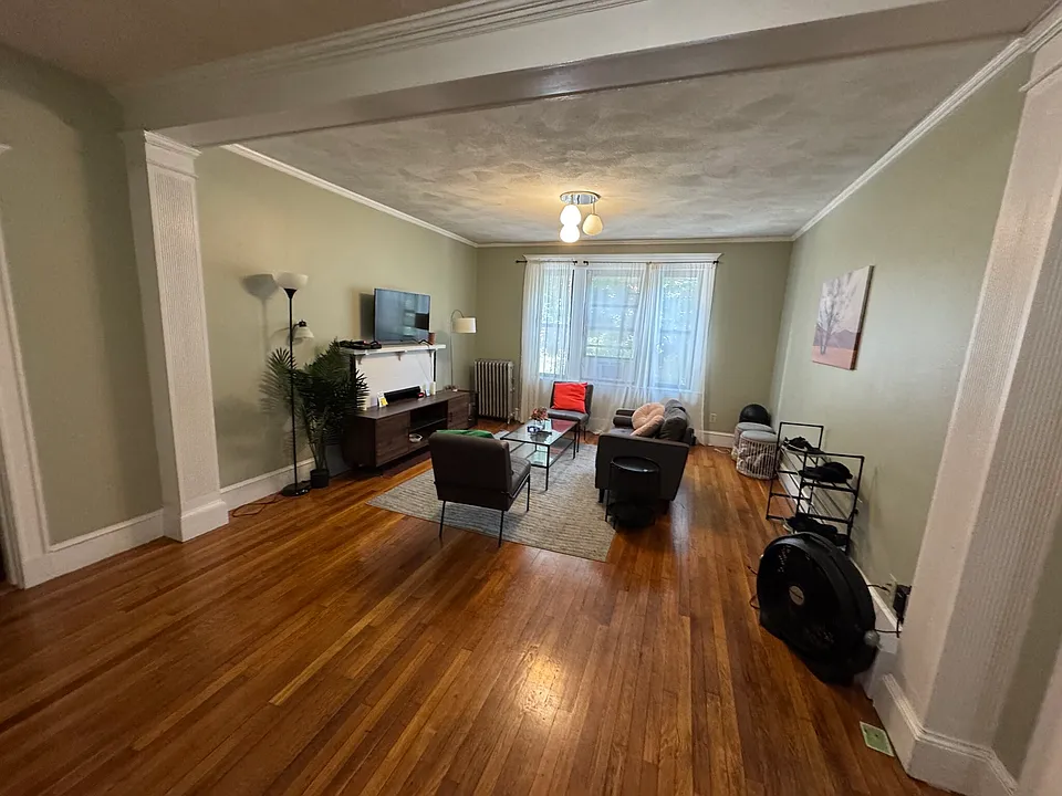 41 Egremont Rd #3