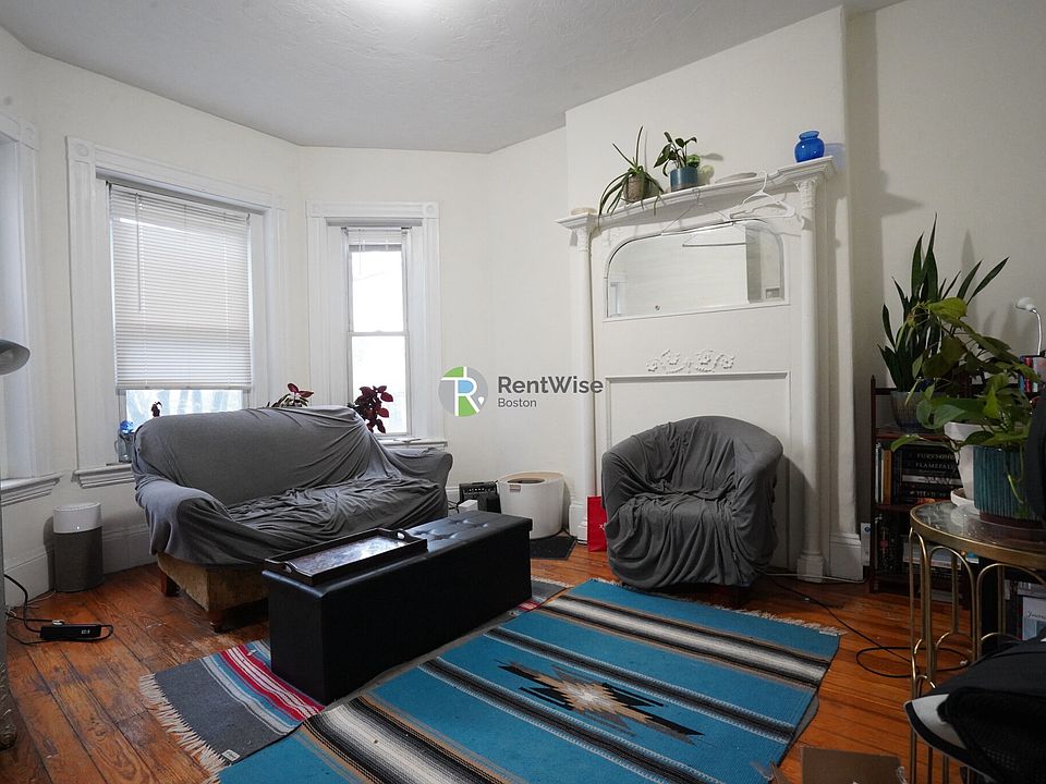 1st image of 83 Brighton Ave APT 2