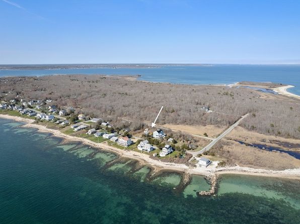 11 Balsam St, Fairhaven, MA 02719