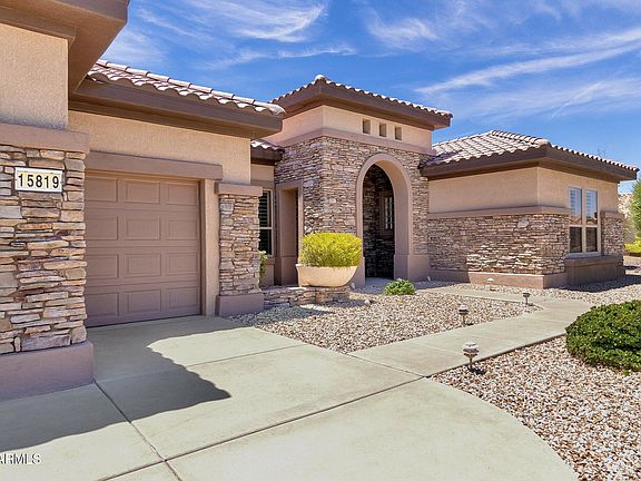 2nd image of 15819 W SILVER BREEZE Drive