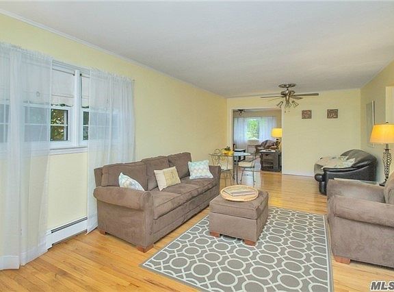 4th image of 190 Jefferson Ave