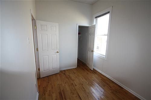 3rd image of 1759 N Kedzie Ave #1