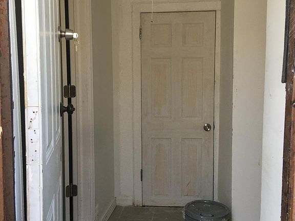 5th image of 106-20 155th St #Basement