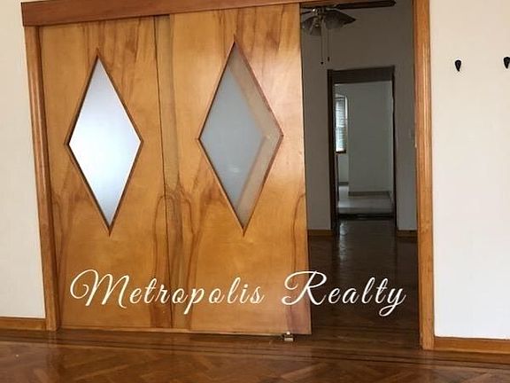 5th image of 2059 35th St #2