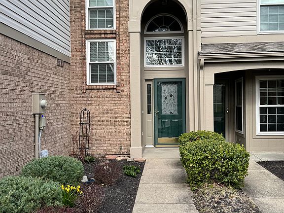 2nd image of 6148 Lakelyn