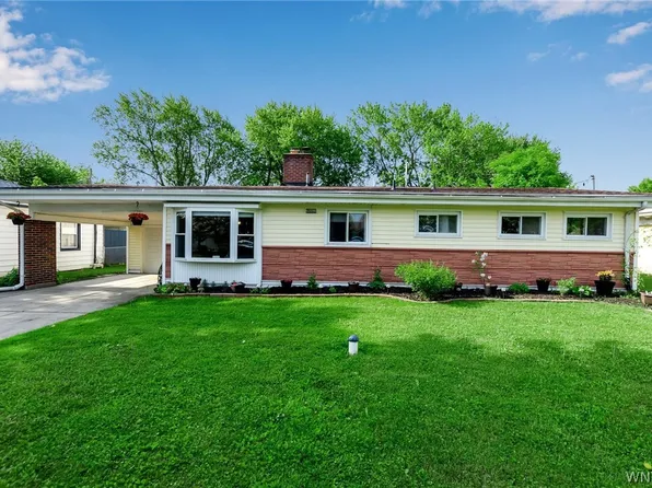 36 Lee St, Depew, NY 14043