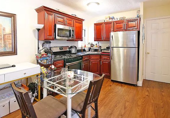 2nd image of 9121 81st St