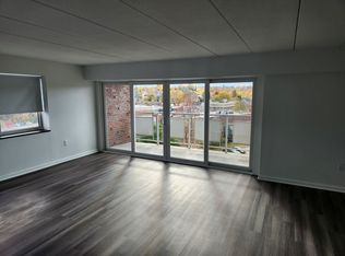 52 Hill Rd #18, Belmont, MA 02478