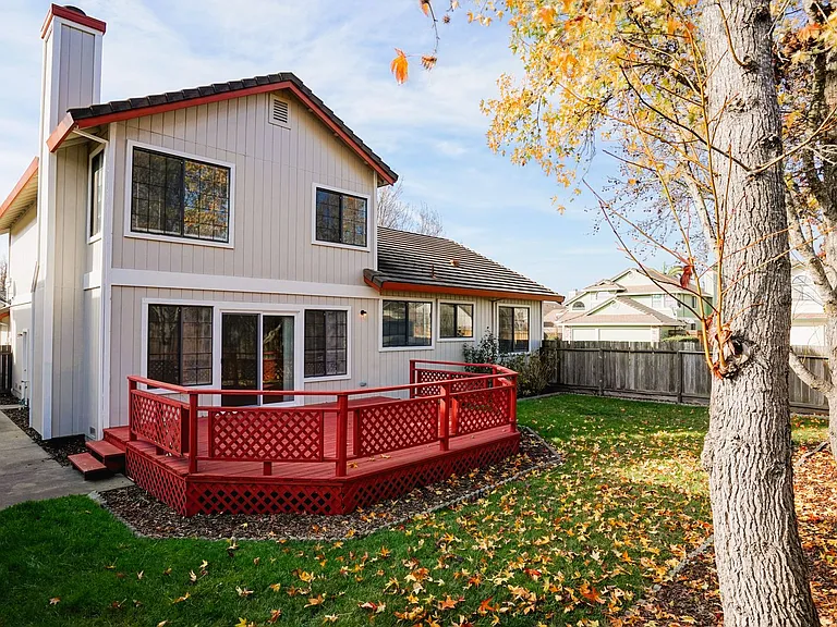 7202 Ruby Ct — Photo 26