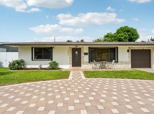 2654 Tarpon Dr, Miramar, FL 33023