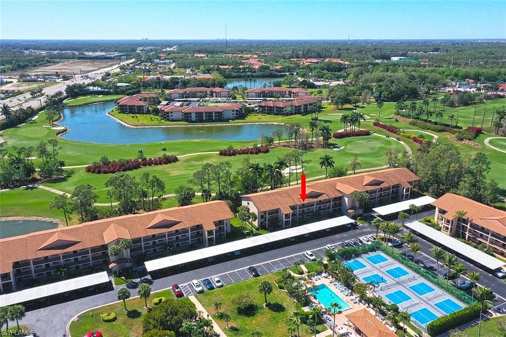 7320 Saint Ives WAY #4303