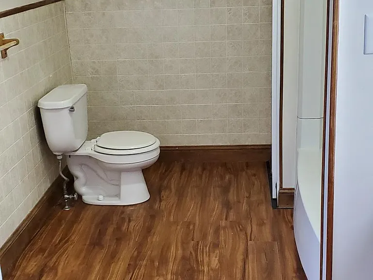 Bath Rm