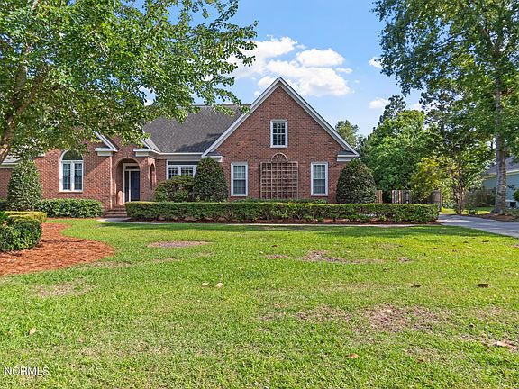 2nd image of 4828 Drummond Drive