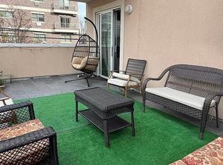 31-01 21st Ave #2R, Astoria, NY 11105