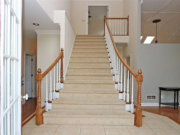 3rd image of 2342 Oakwood Way SE #0