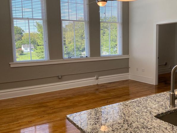 403 W Court St #101