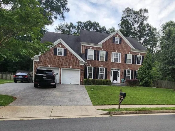 10365 Falcon Point Way, Manassas, VA 20110