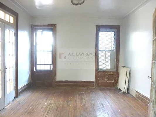 Sold by Aclawrence | media 26