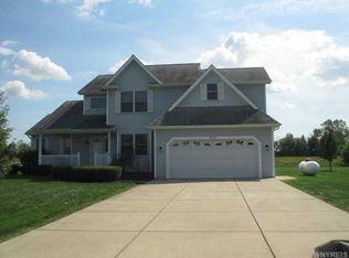 2720 Moore Rd, Ransomville, NY 14131