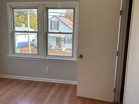 4th image of 512 Garvey Ave APT 3