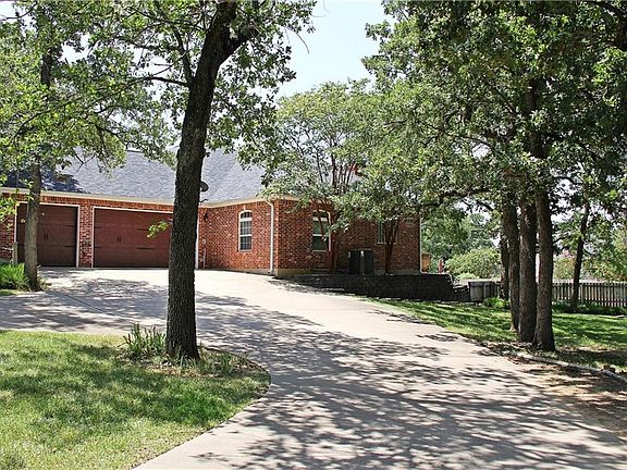 2nd image of 130 Sequoya Dr