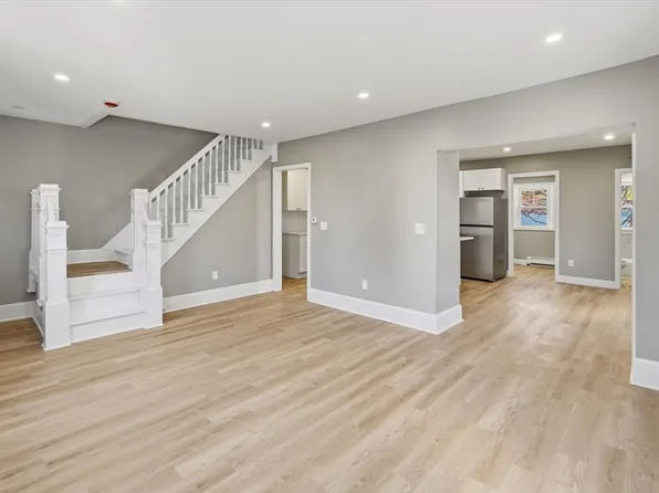 22 Demers St, South Grafton, MA 01560