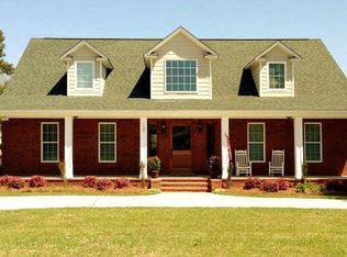 1158 Doral Dr, Manning, SC 29102