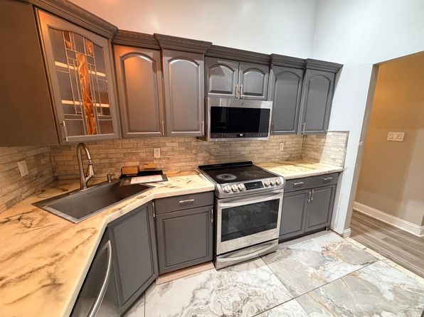 (undisclosed Address)