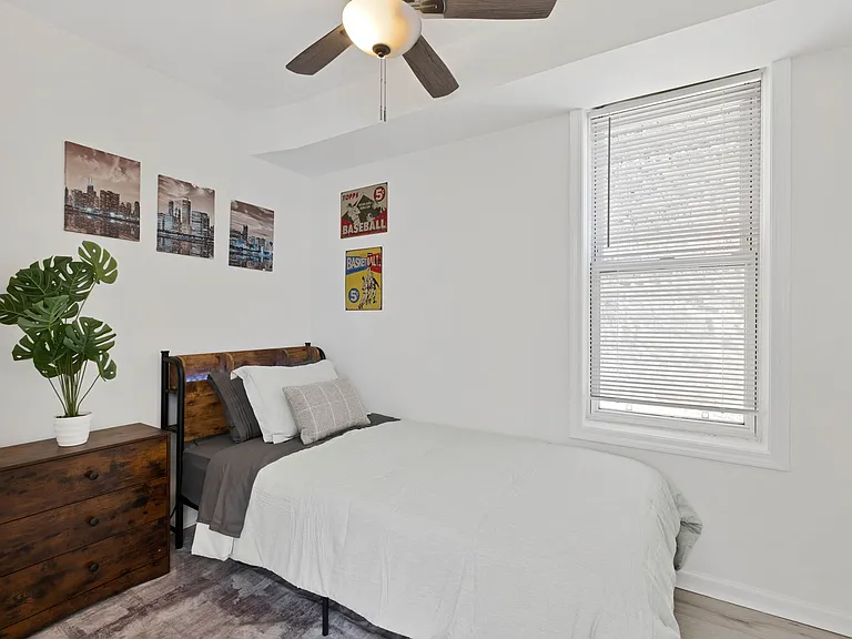 2620 W Homer St #1 — Photo 13
