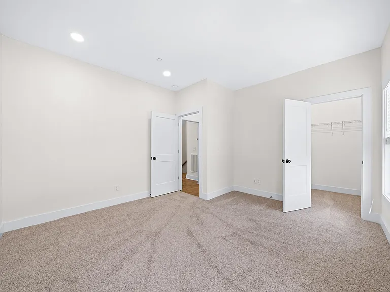 1421 Spring Pointe Ln — Photo 25