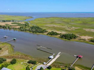 7888 Gull Bay Dr, Awendaw, SC 29429