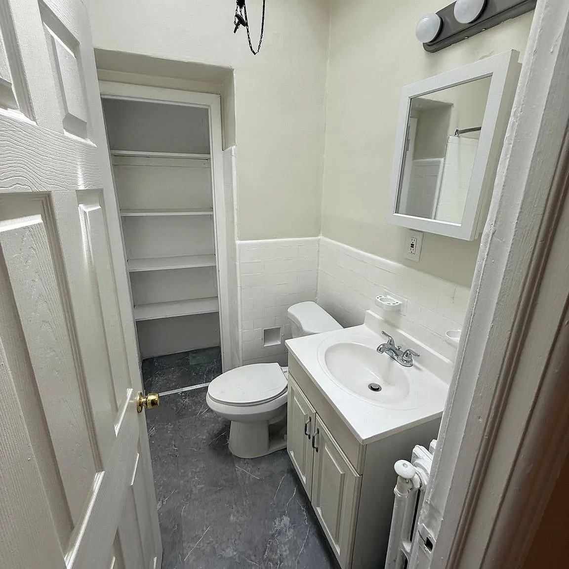 2 bed, 1320 sqft, $1,200 — Photo 3