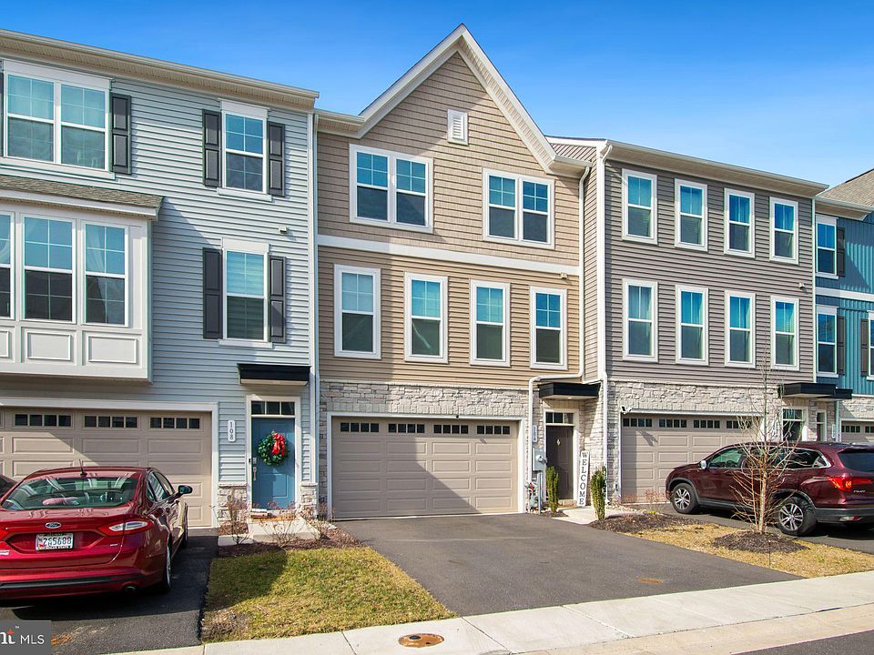 1st image of 106 Arrowhead Dr