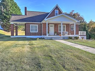 1041 Oakland Dr, Bristol, TN 37620