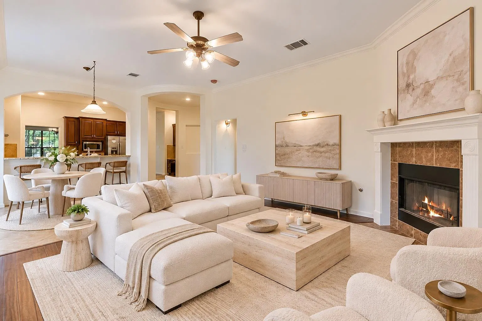 3 bed, 2.0 bath, 2014 sqft, $2,800 — Photo 2