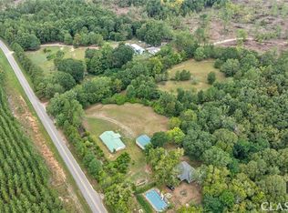 1227 Della Slaton Rd, Comer, GA 30629