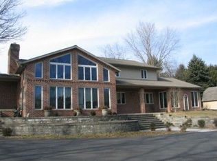 57 Grange Rd, Bernville, PA 19506