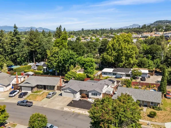 1172 Cayetano Drive, Napa, CA 94559
